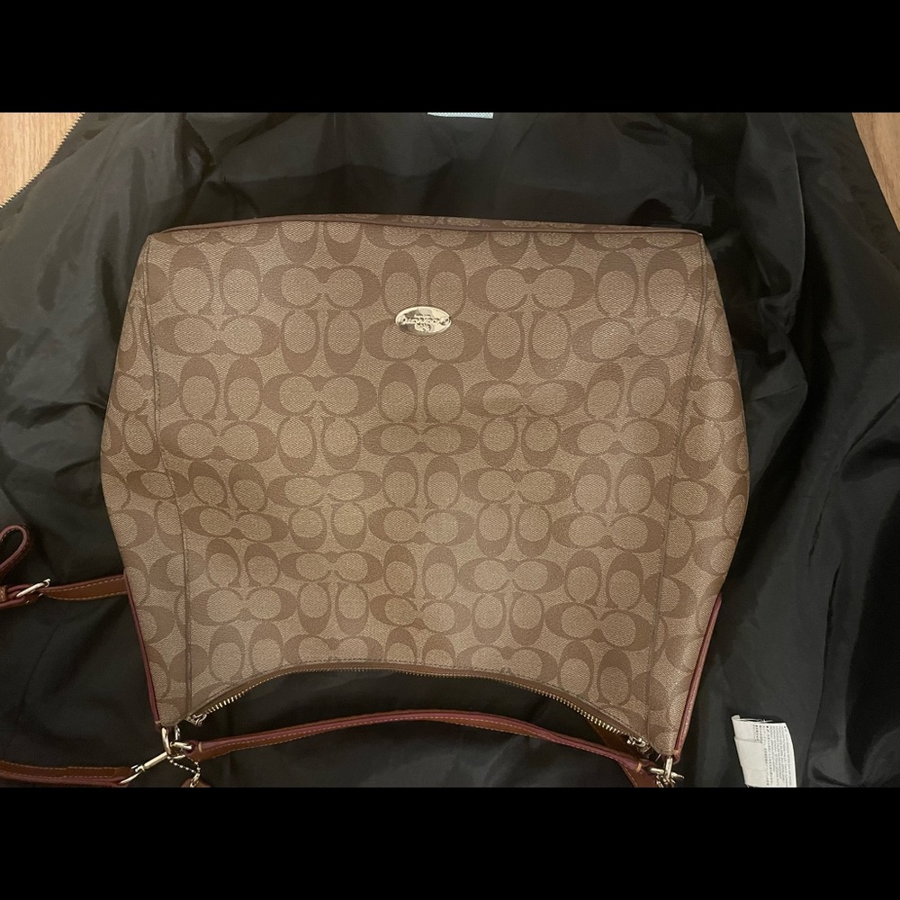 Coach Bag - Picture 3 of 5